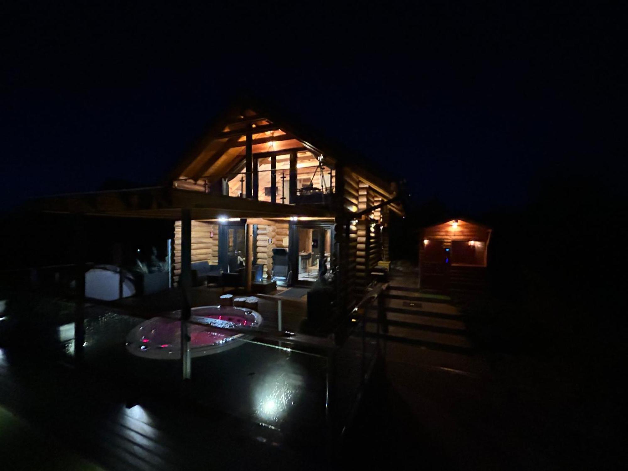 Ferienwohnung Roenk Relax Miskolc Exterior foto