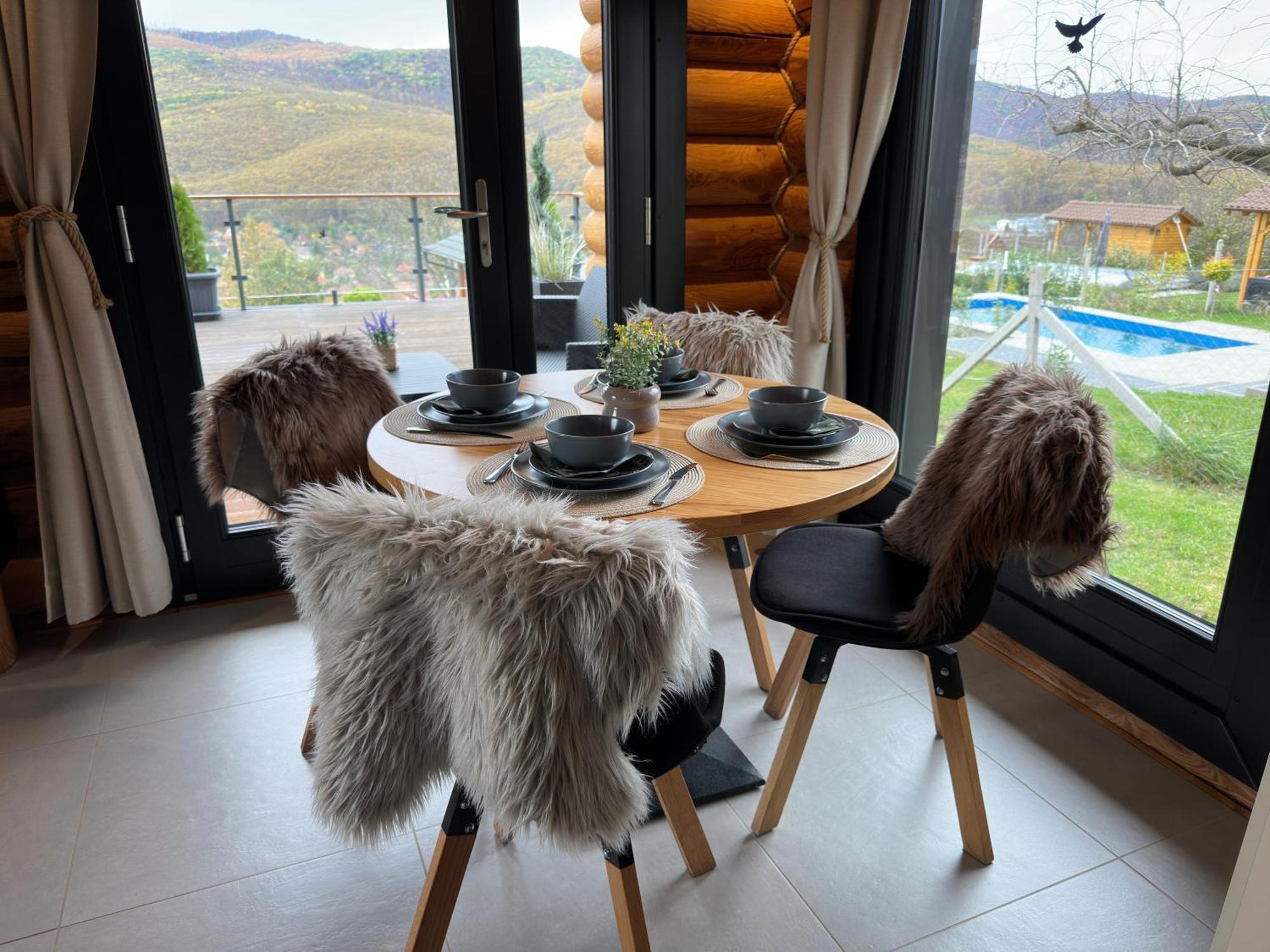 Ferienwohnung Roenk Relax Miskolc Exterior foto